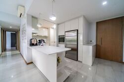 Lakeville (D22), Condominium #582310861